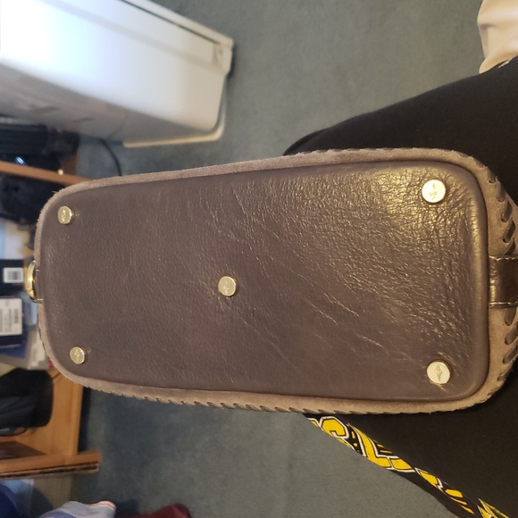 Cesare Paciotti Italian handbag with removable strap - Picture 6 of 10